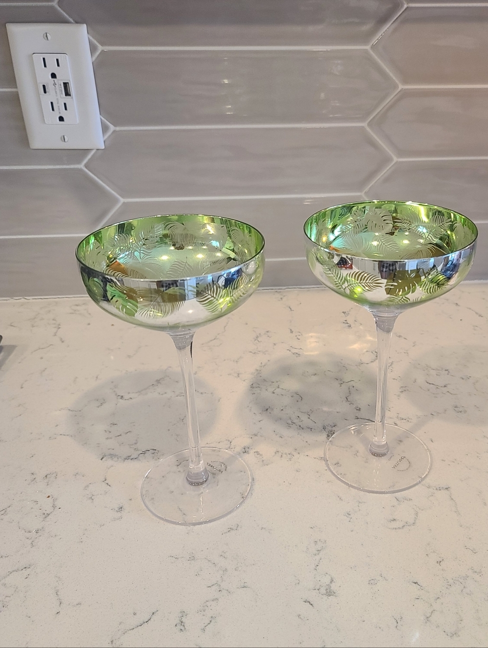 Artland Green Leaf Pattern Iridescent Coupe Glasses - Set of 2
